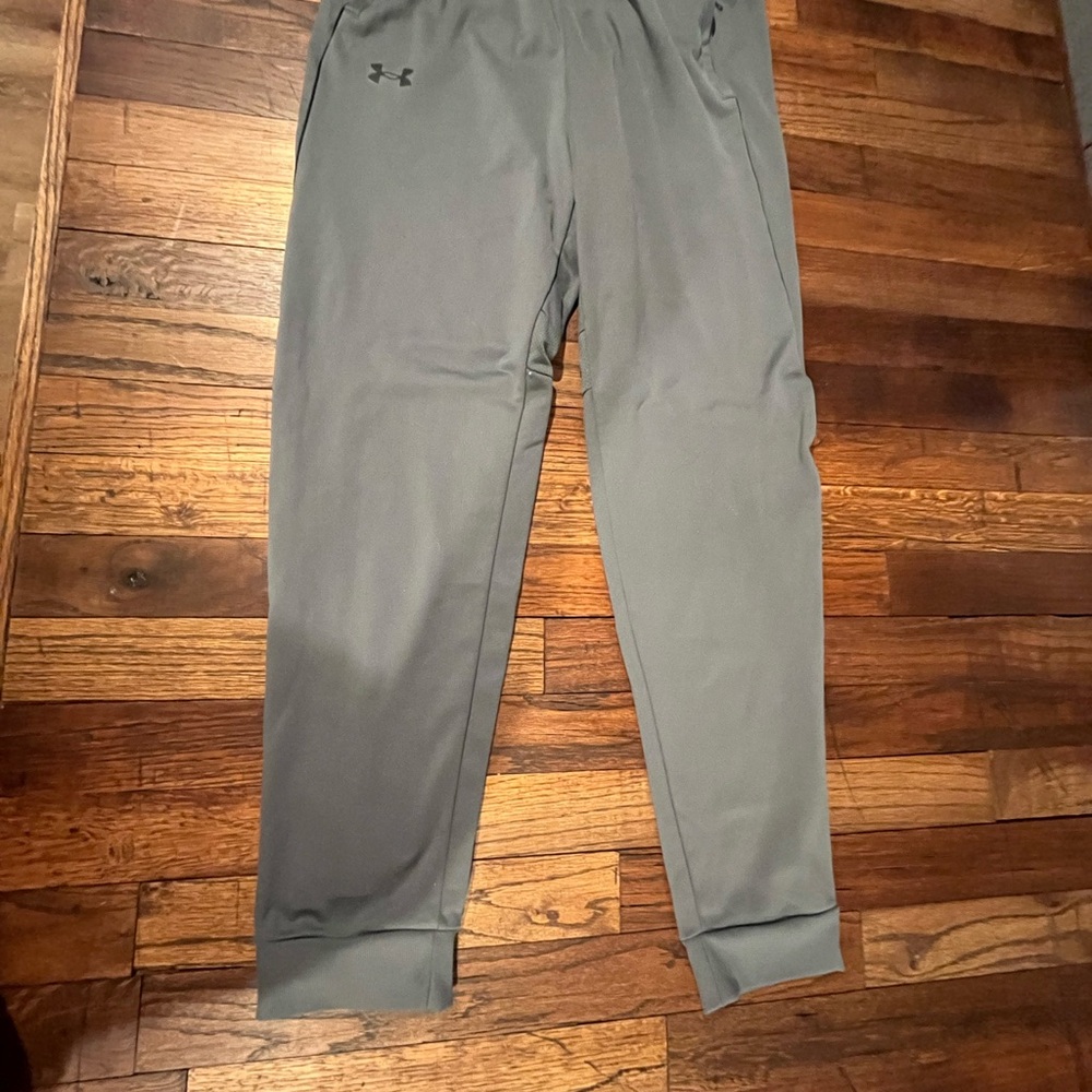 Under Armour Bots XL Charcoal Joggers